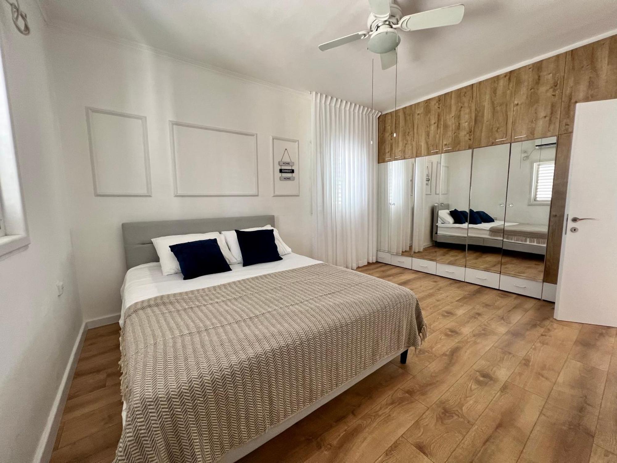 The Symphony Of The Breeze Apartment Netanya Exterior photo